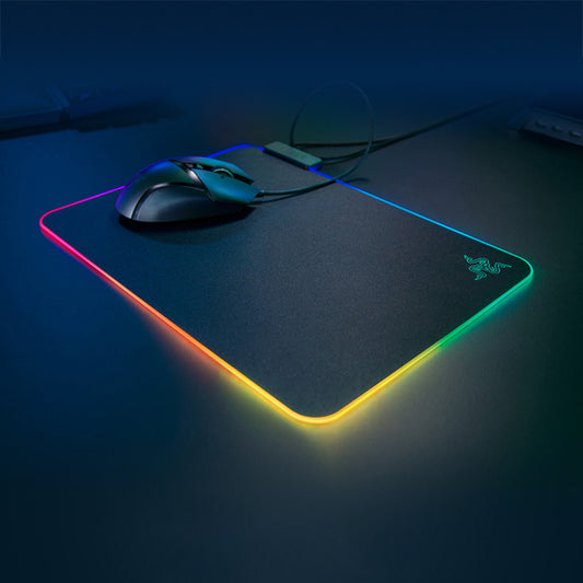 Tapis de Souris Dur Razer Firefly V2 Lumineux - Boutique Gadgets